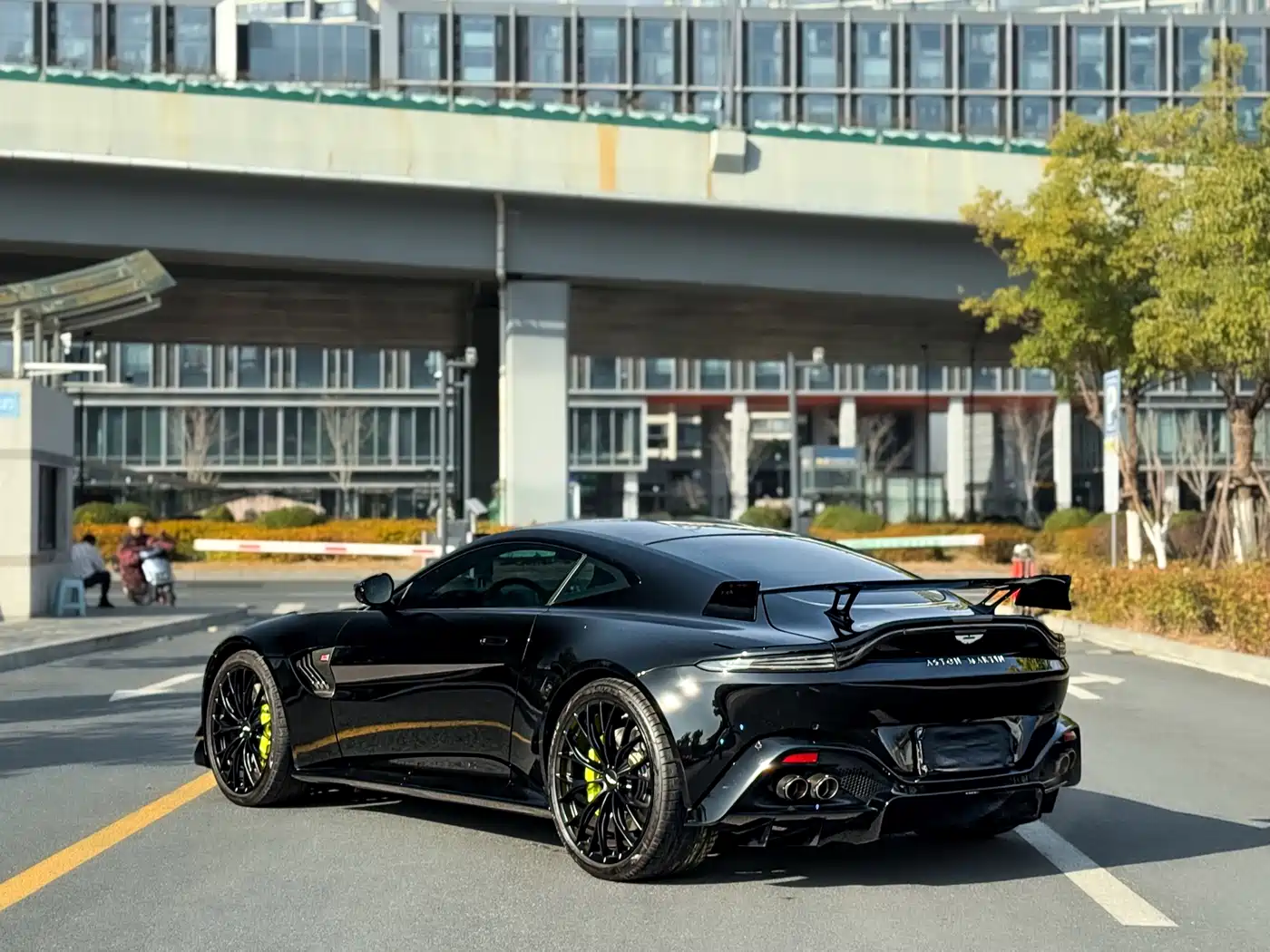 Aston Martin V8 Vantage 2022 2023 4.0T V8 F1 Edition Coupe