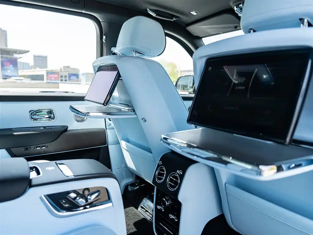 Rolls-Royce Cullinan 2024 2024 4-Seater