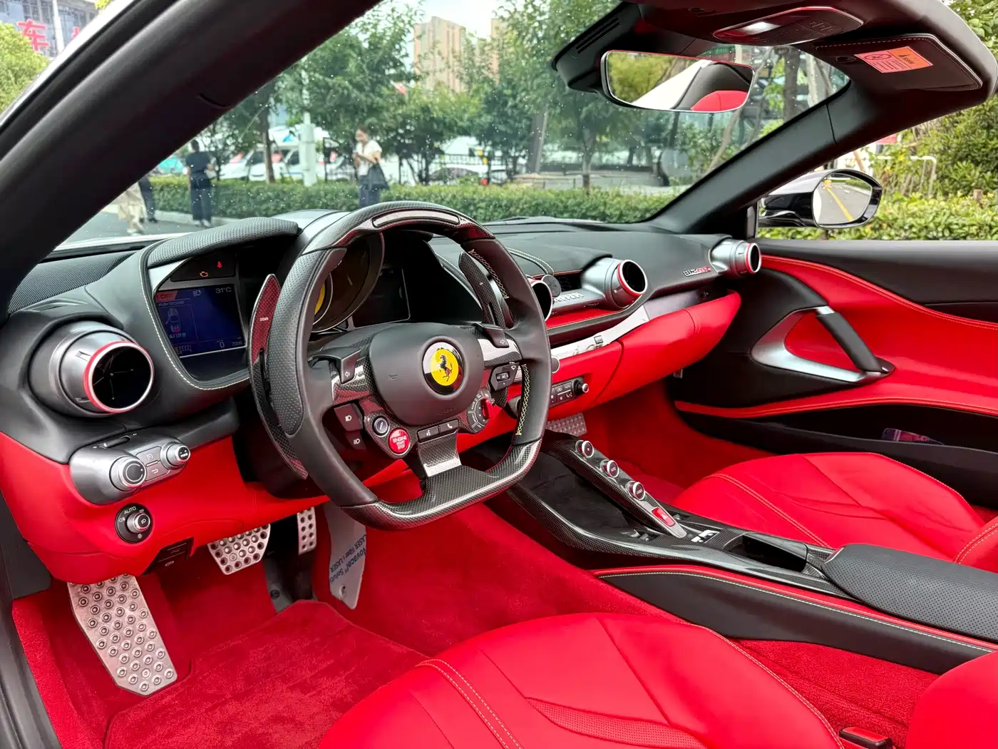 2023 Ferrari 812