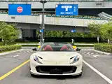 Фото 1 - Ferrari 812