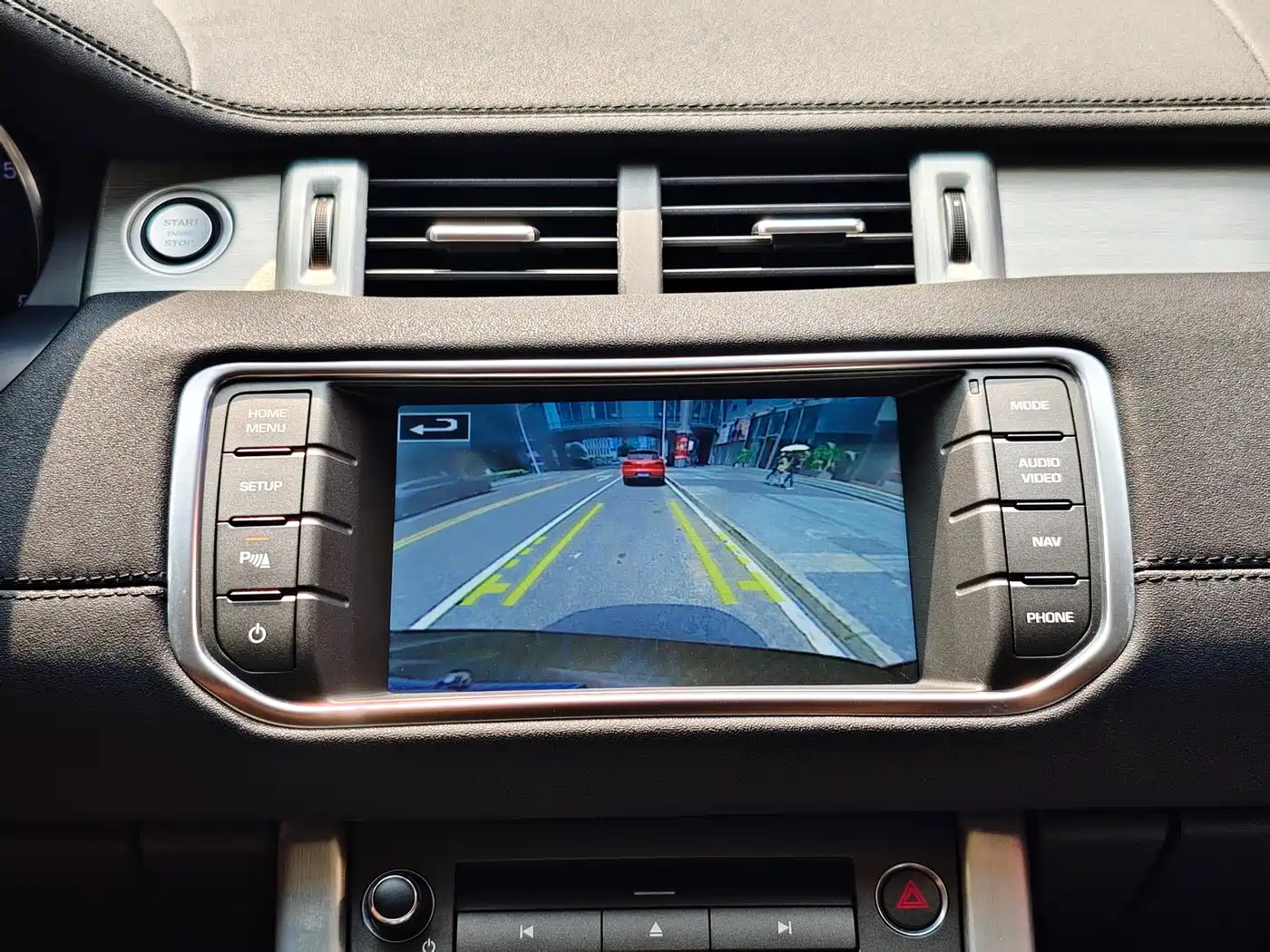 Land Rover Range Rover Evoque 2015 2.0T 5-Door Intelligent Edition фото 22