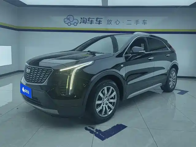 CADILLAC XT4
