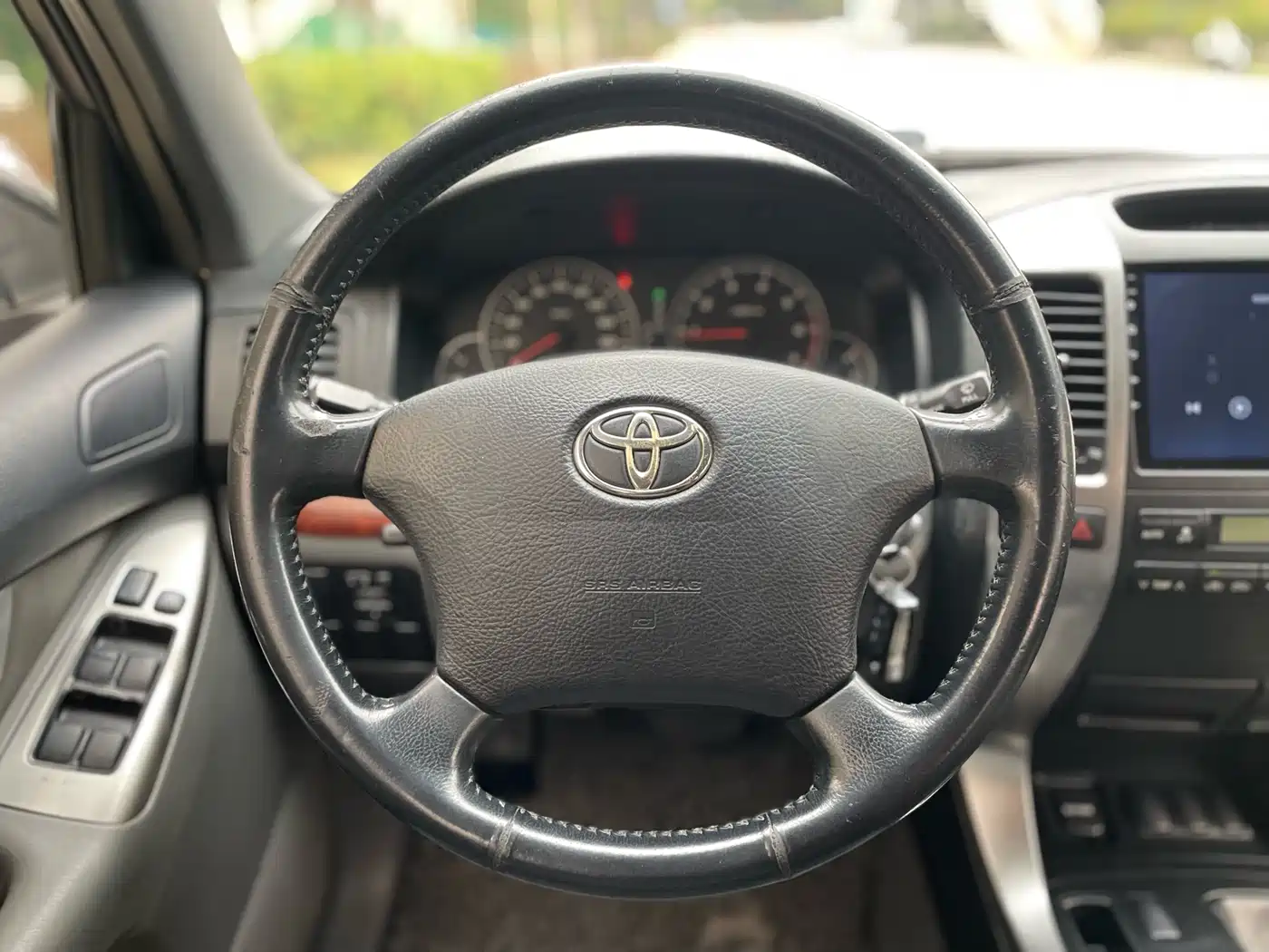 Toyota Prado (Import) фото 15