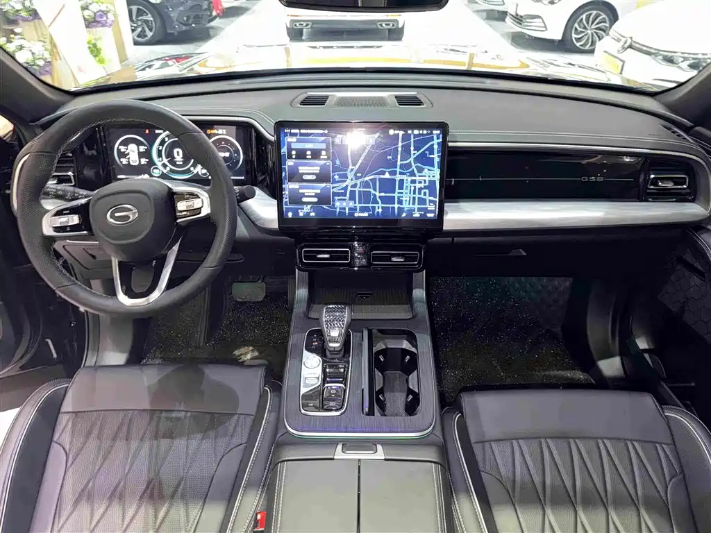 Фото 13 - GAC Trumpchi GS8