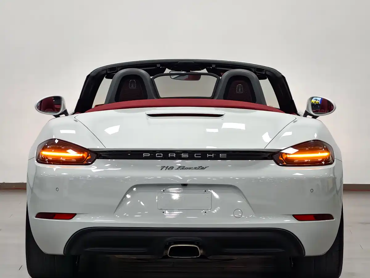 Porsche 718 2016 Boxster 2.0T фото 5