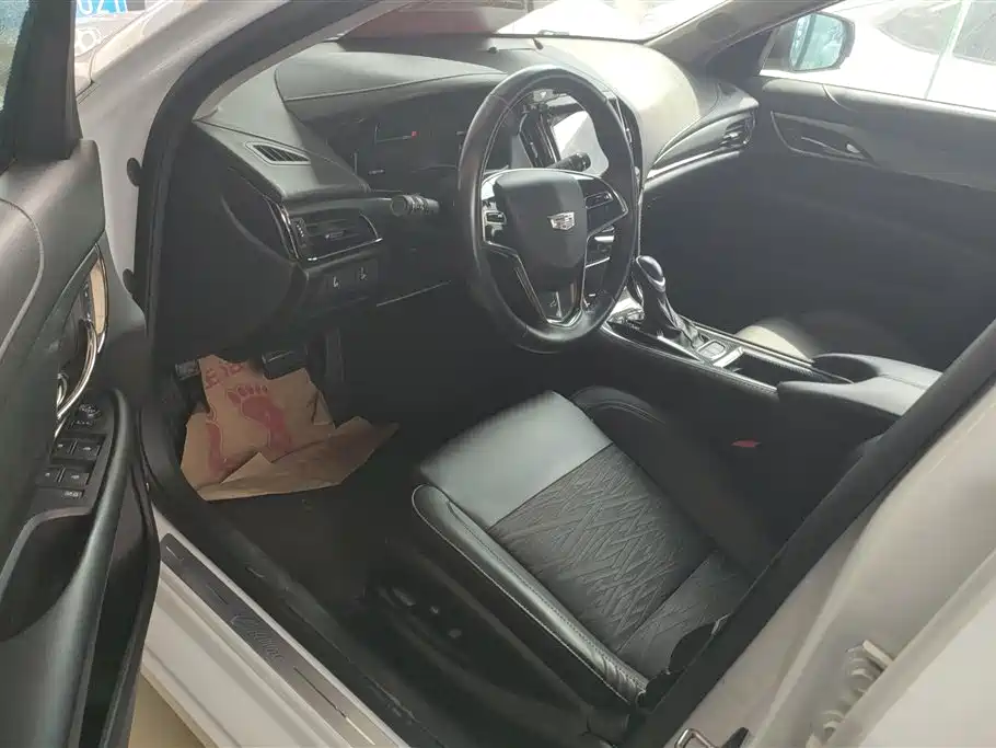 Cadillac ATS-L 2017 28T Technology фото 9