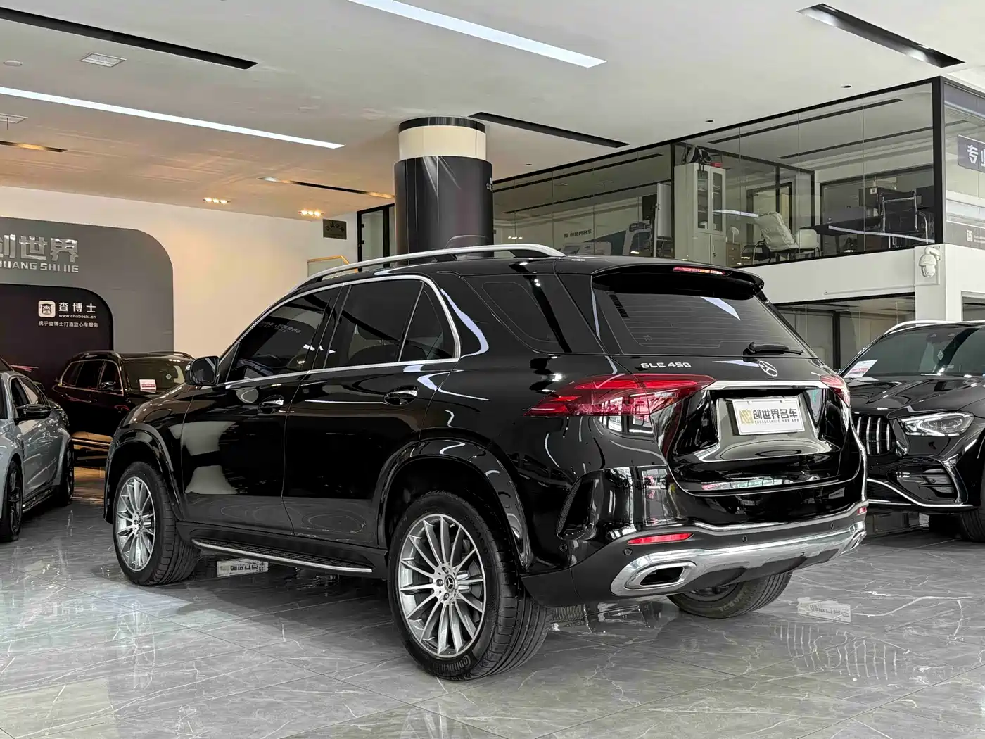 Mercedes-Benz GLE 2024 GLE 450 4MATIC Luxury фото 18
