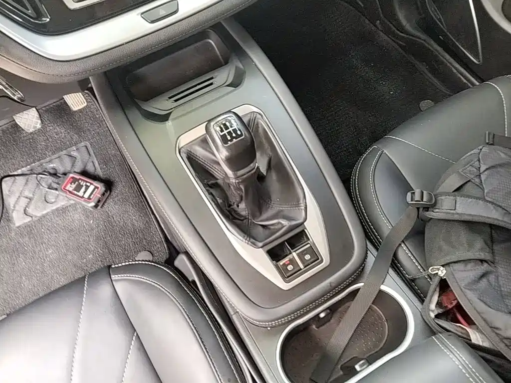 Jetour X70M 2021 2021 1.5T Manual Urban Partner 5-seater