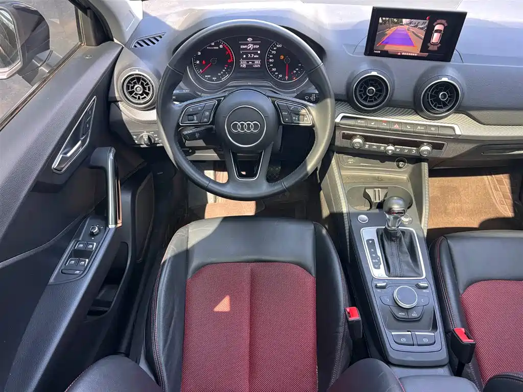Audi Q2L 2021 Model 35 TFSI Fashion Dynamic фото 2