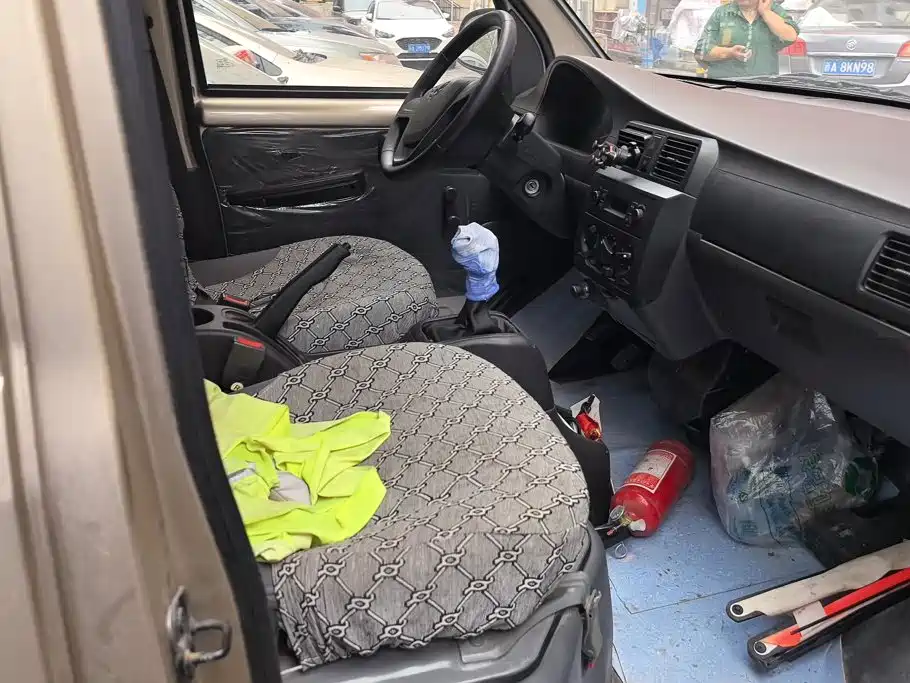 Wuling Motors Wuling Rongguang 2019 2017 1.5L Extended Basic
