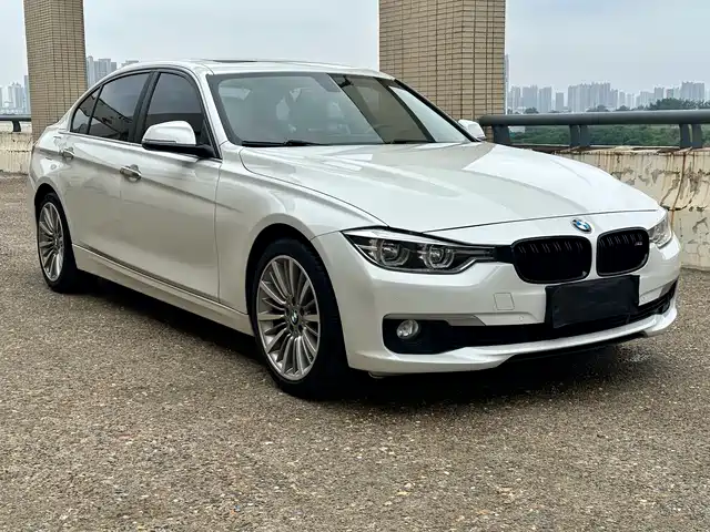 BMW 3 Series 2019 320Li Fashion Type — фото 3