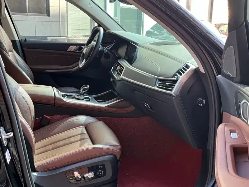 BMW X7 2020 xDrive40i Leading Luxury Package фото 8