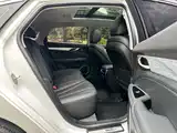 Фото 26 - Geely Borui