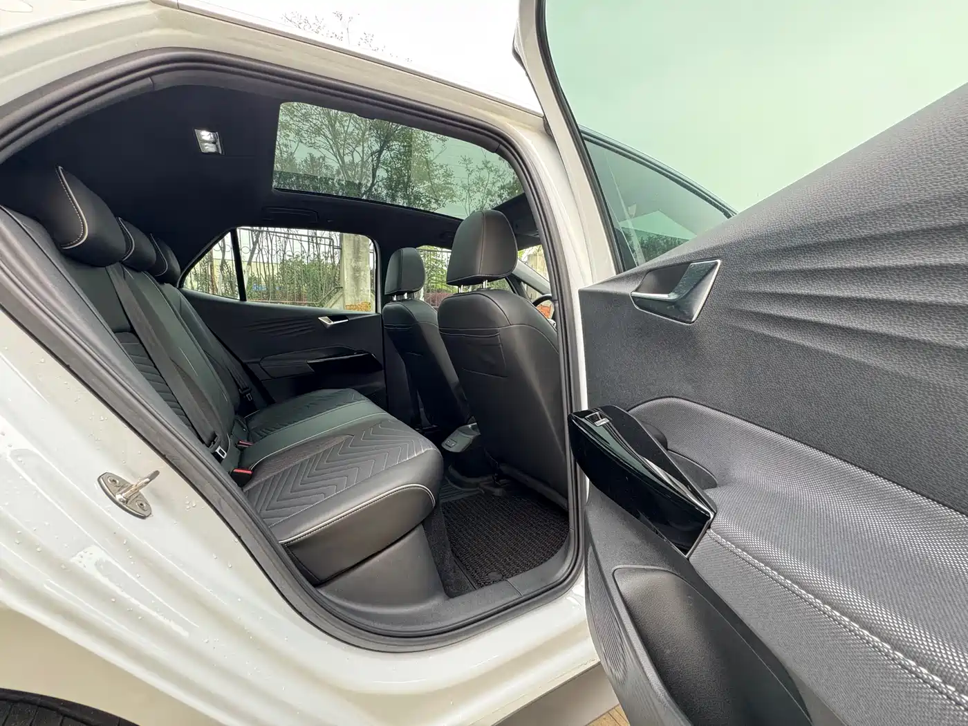 Volkswagen ID.3 2023 Upgraded Pure Intelligence Edition фото 22
