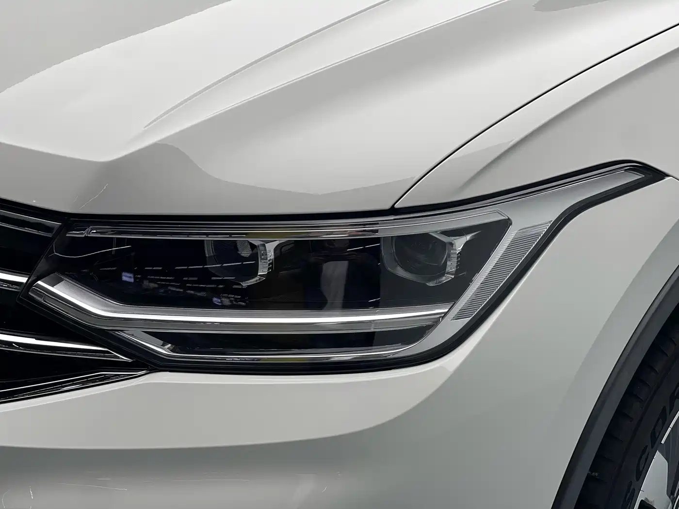 Volkswagen Tiguan L PHEV 2022 430PHEV Plug-in Hybrid Premium фото 25