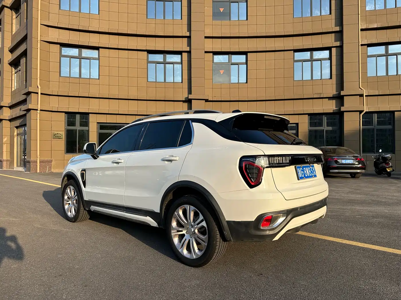 Lynk & Co 01 2017 2.0T 2WD Pro Version фото 6