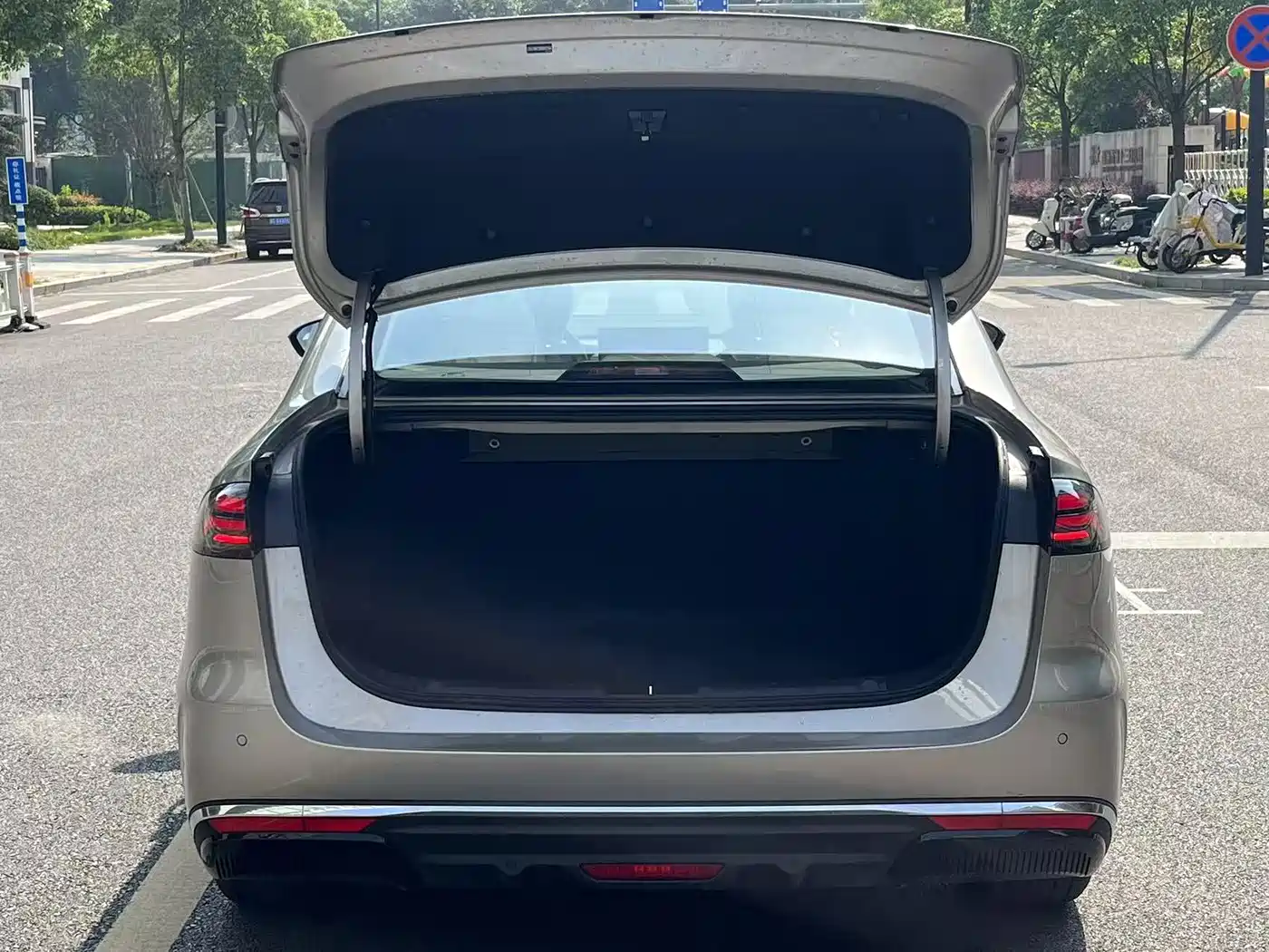 Geely Galaxy Galaxy Stellar 6 2025 Base Version фото 8