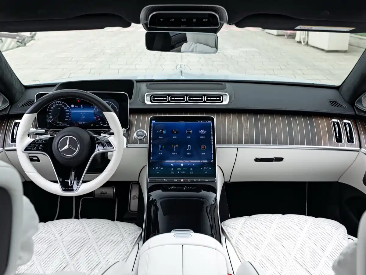 Mercedes-Benz Maybach S-Class 2022 S 680 4MATIC Craftsmanship Limited Launch Edition фото 11