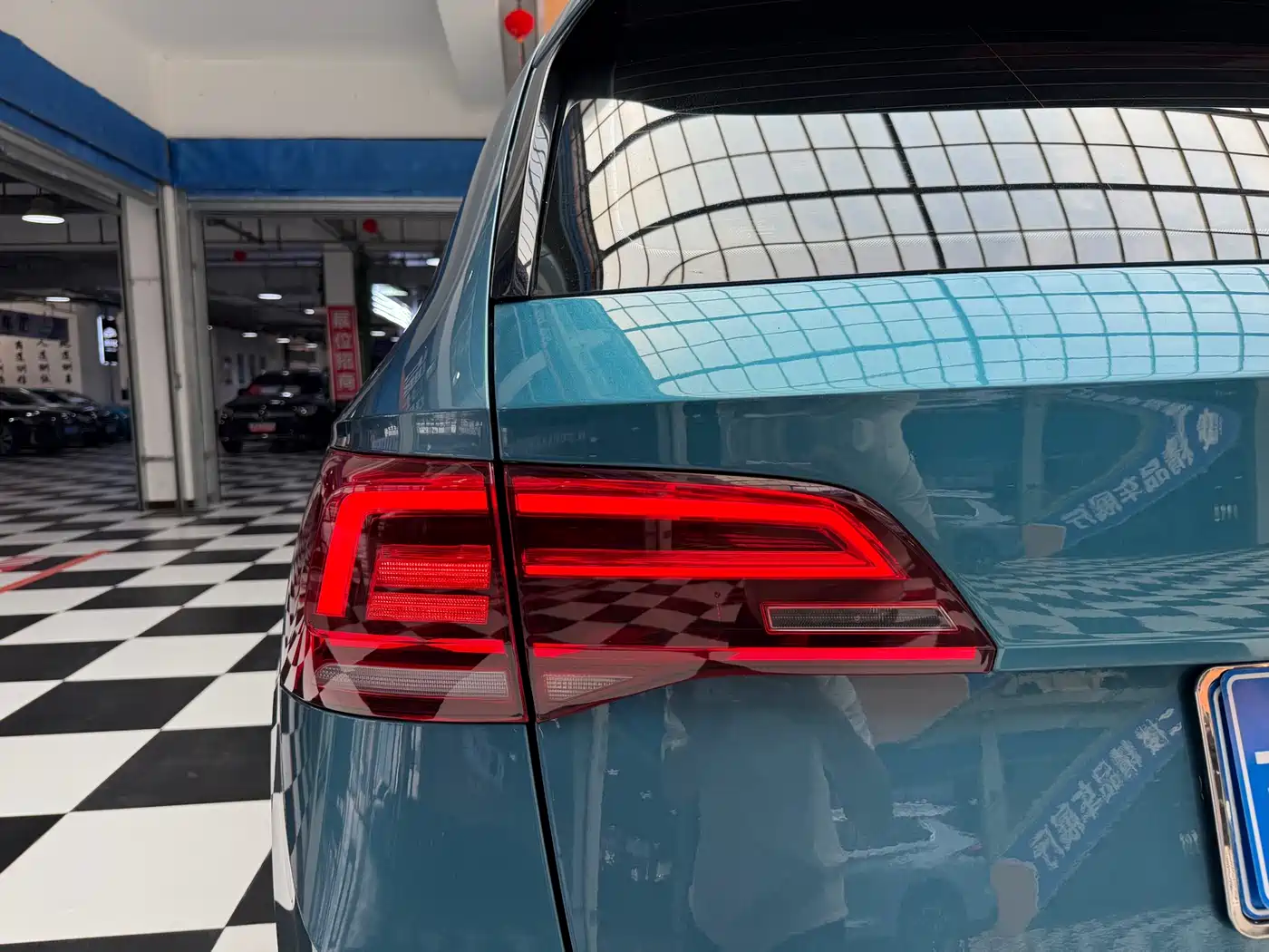 Volkswagen Tharu 2022 280TSI FWD Luxury Edition фото 15