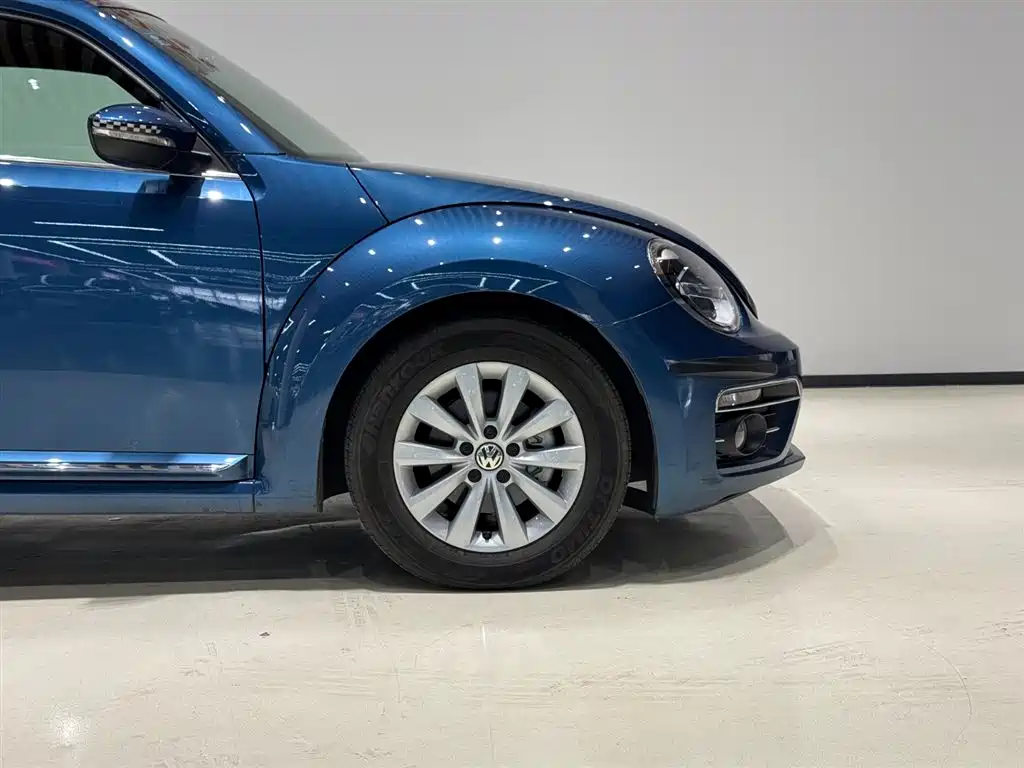 Volkswagen Beetle 2018 180TSI Easy Joy Edition фото 7