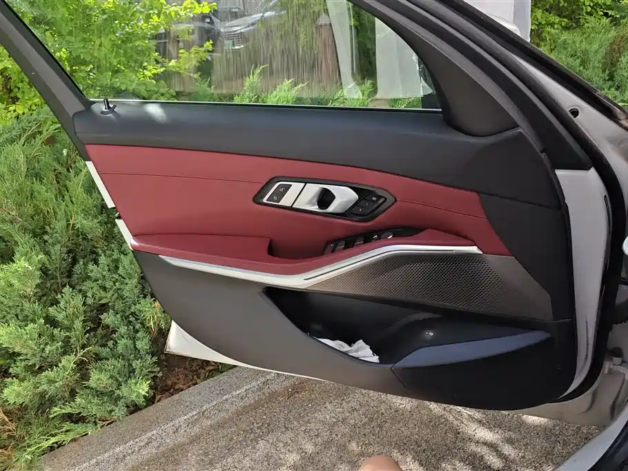BMW i3 2022 eDrive 35 L фото 7