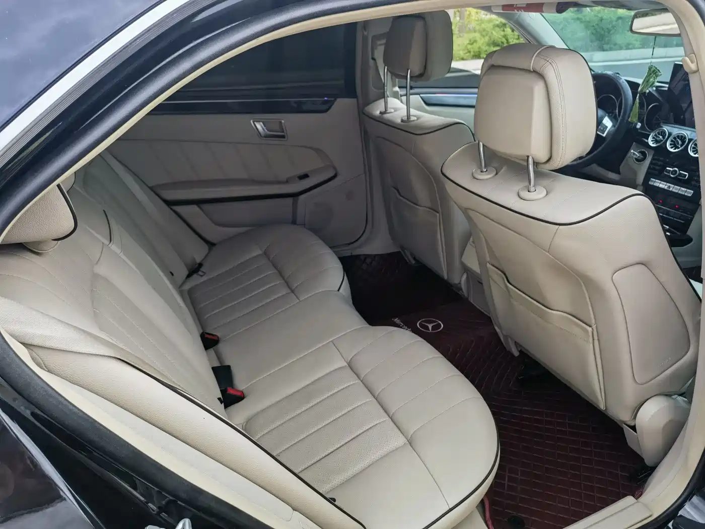 Mercedes-Benz E-Class 2014 E 260 L Luxury Class фото 9