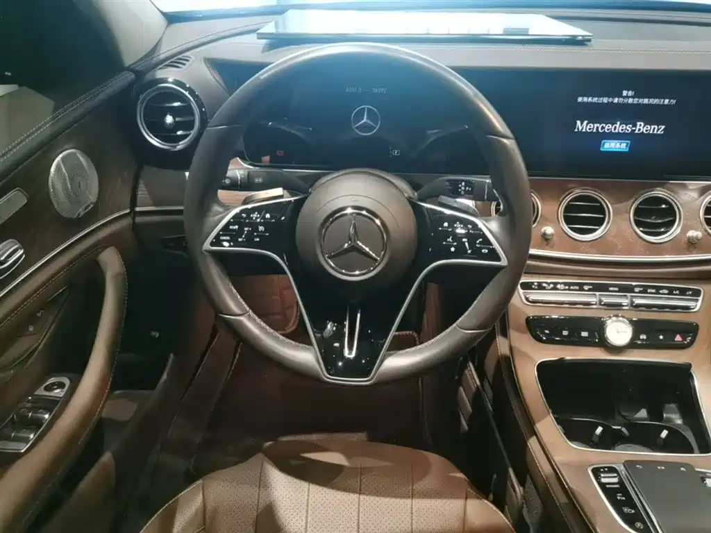 Mercedes-Benz E-Class 2023 E 300 L Sport Luxury фото 17