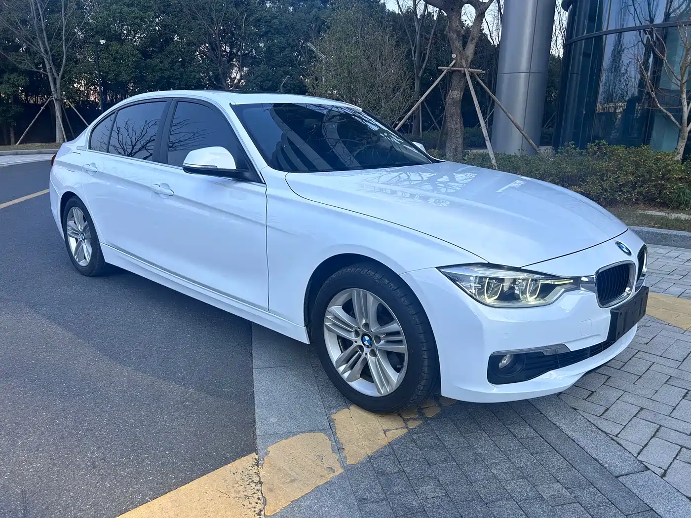 BMW 3 Series 2017 320Li Fashion фото 12