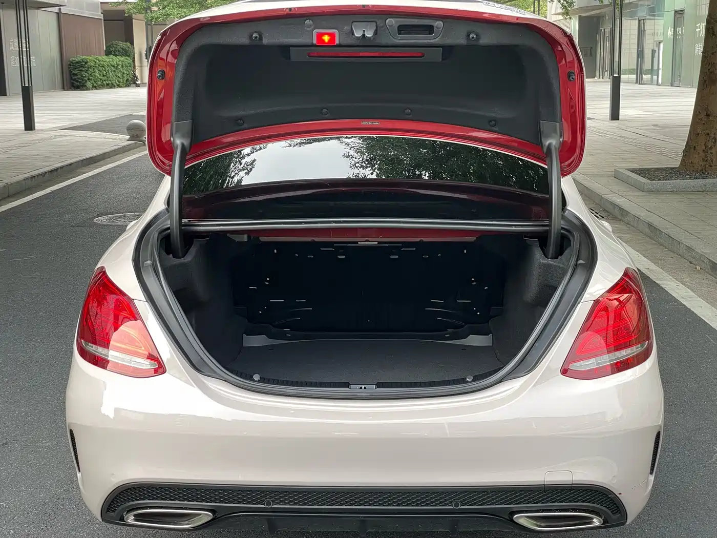 Mercedes-Benz C-Class 2017 Facelift C 200 Sport Edition фото 36