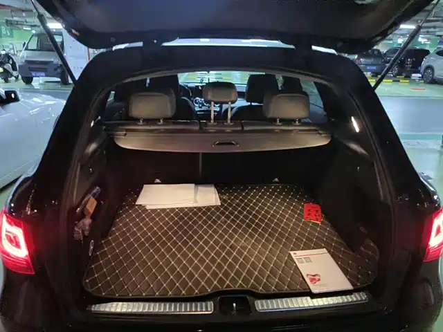 Mercedes-Benz GLC 2020 Facelift GLC 260 L 4MATIC Dynamic — фото 5