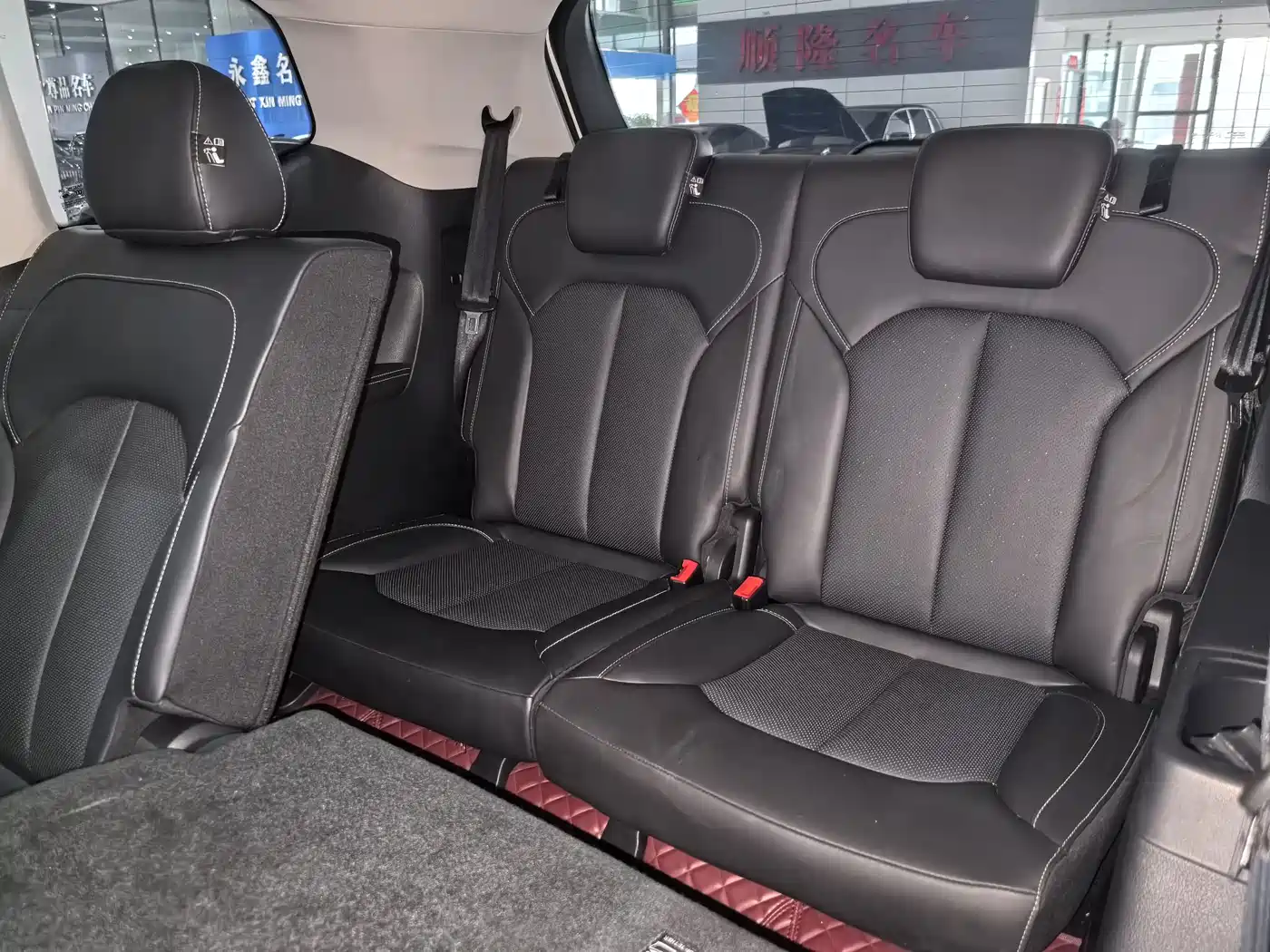 Roewe RX8 2023 2019 30T Intelligent Internet 2WD Flagship Edition