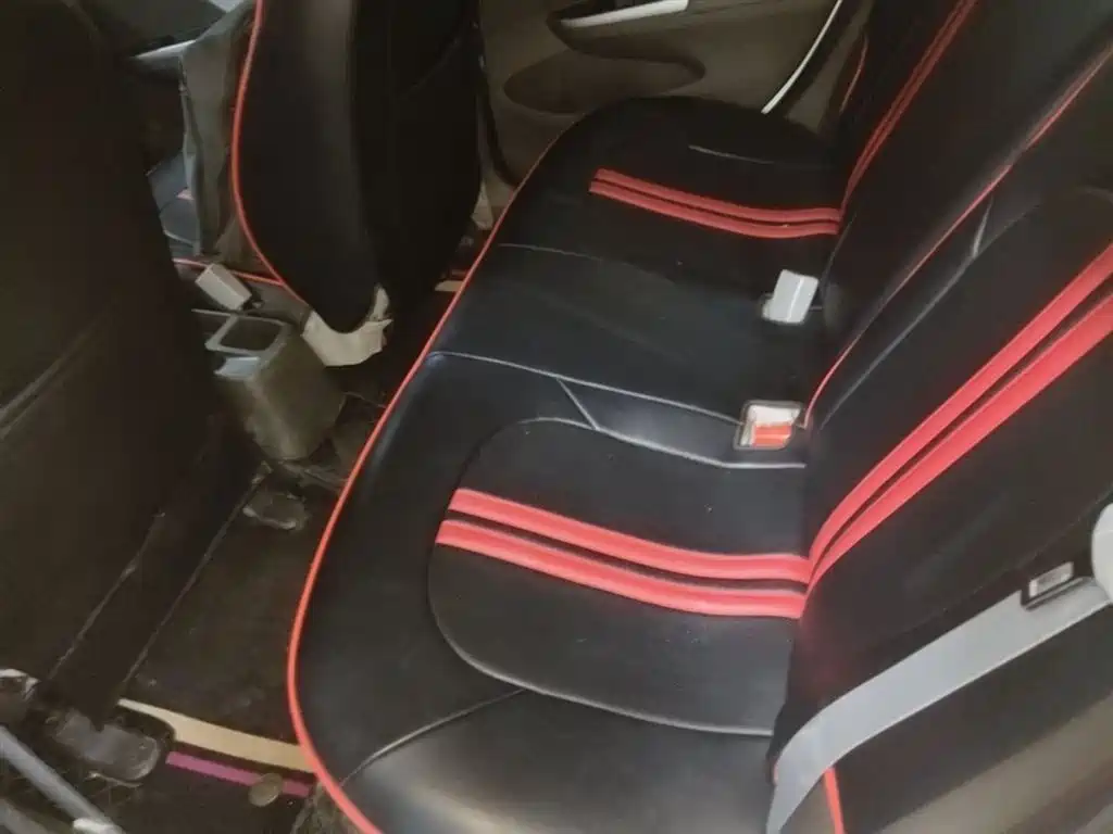 Chevrolet Lova RV 2016 1.5L Automatic Easy-Ride фото 17