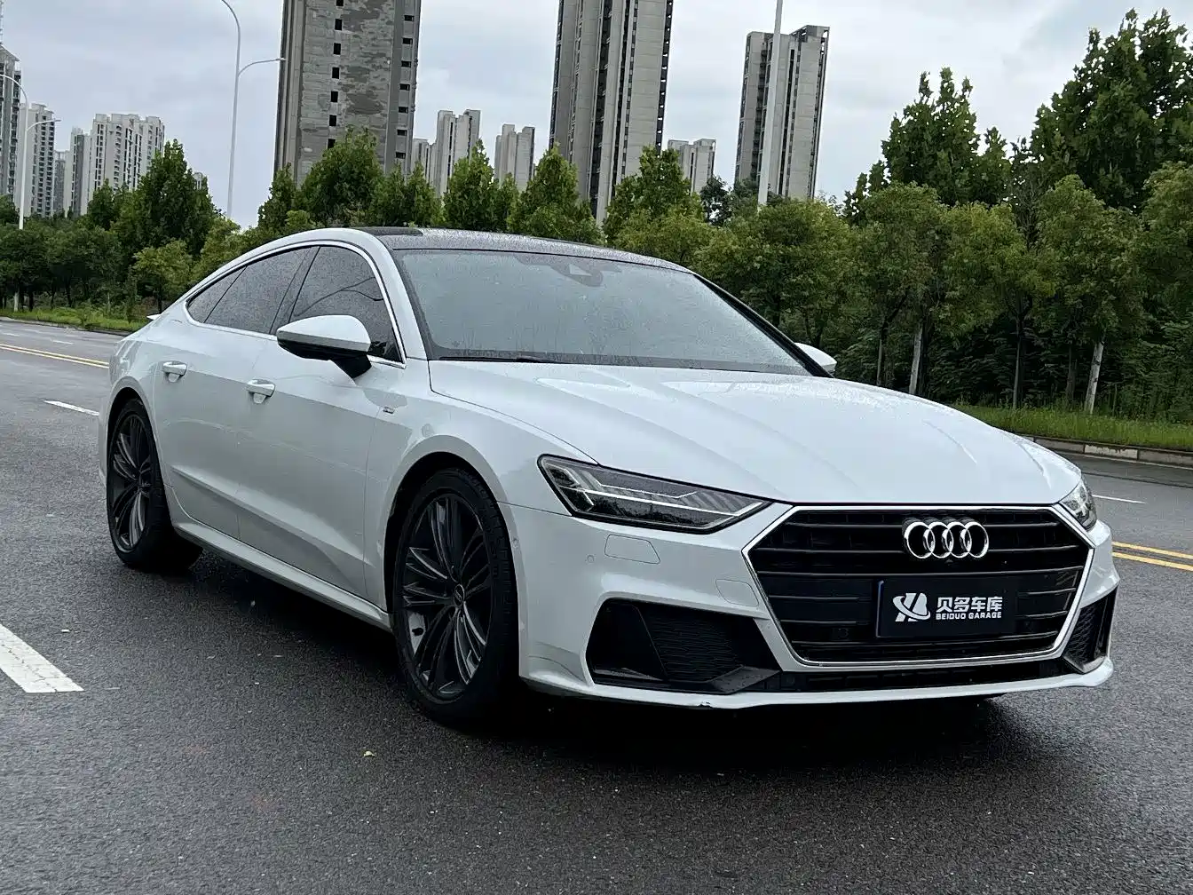 Audi A7 2024 2023 Model 45 TFSI Premium Selection Edition