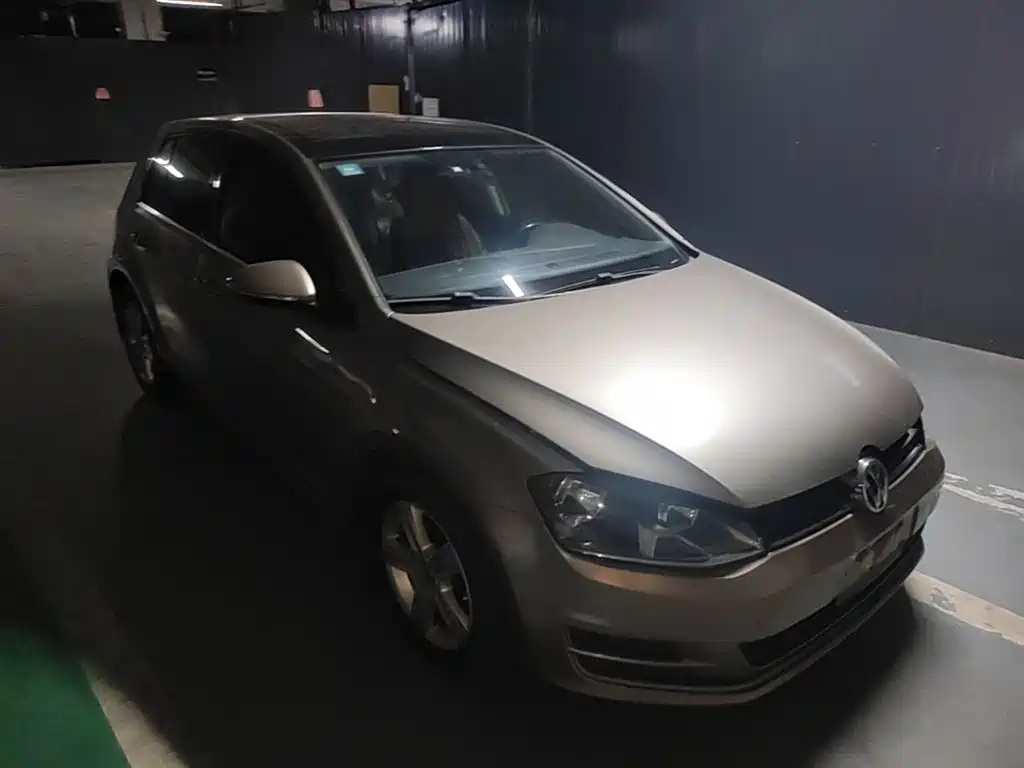 Volkswagen Golf 2014 1.6L Automatic Comfort фото 4