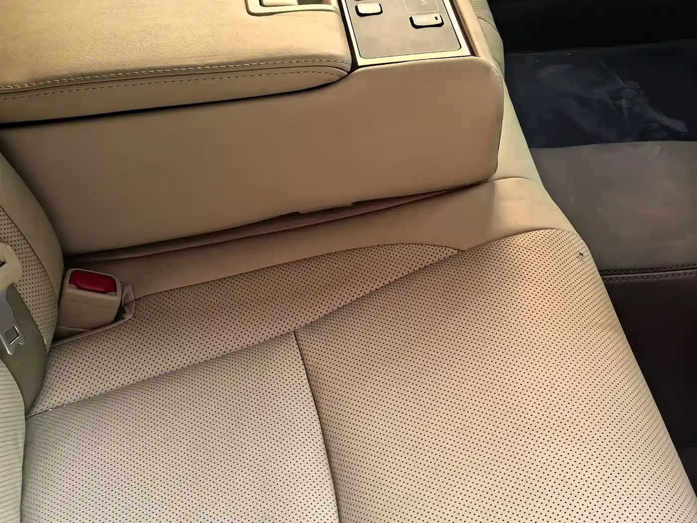 Toyota Crown 2011 2.5L Royal Leather Sunroof Special Edition фото 11