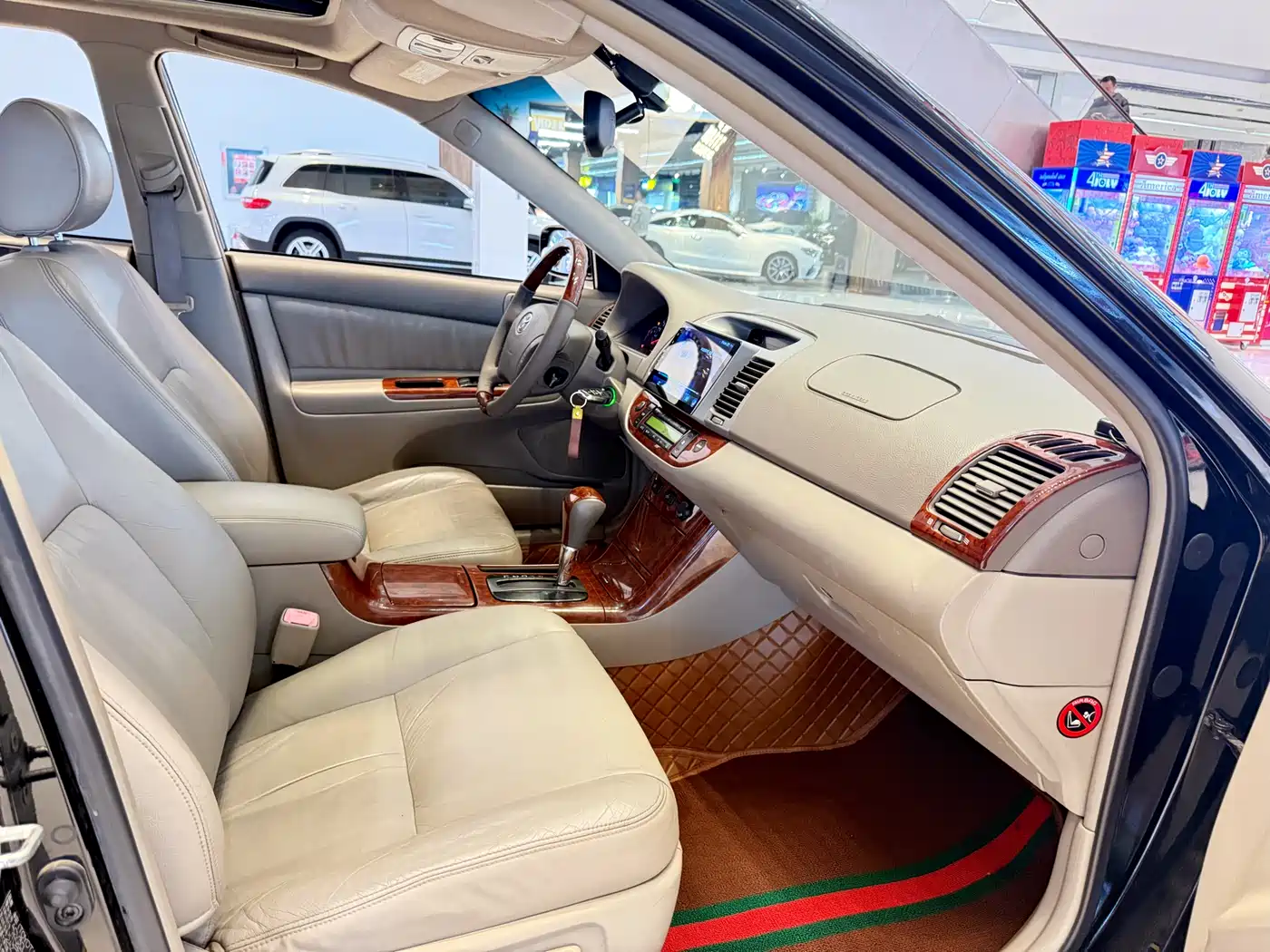 Toyota фото 5