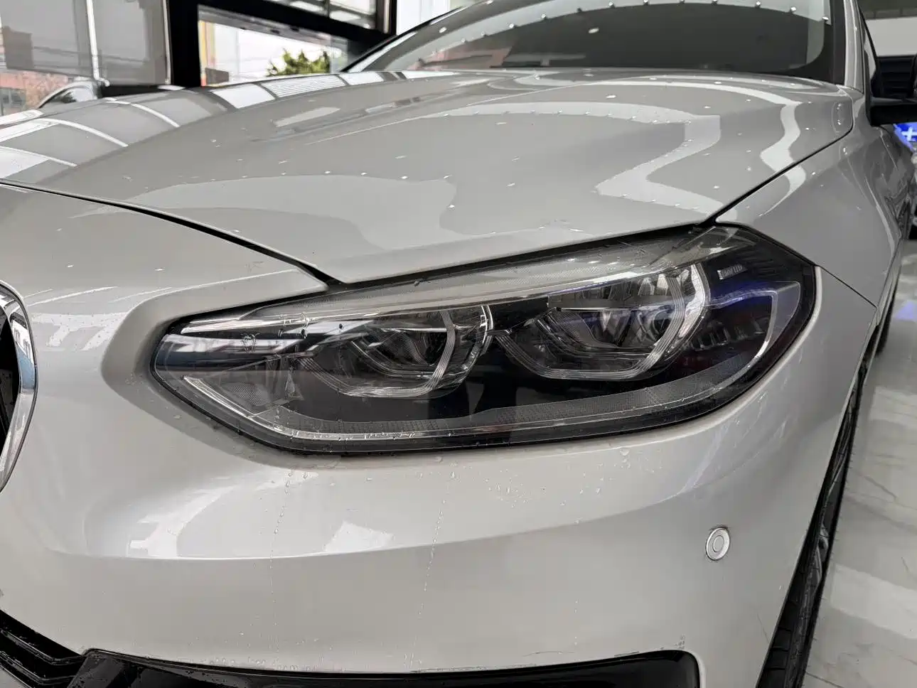 BMW 1 Series 2018 118i Sport Edition фото 2