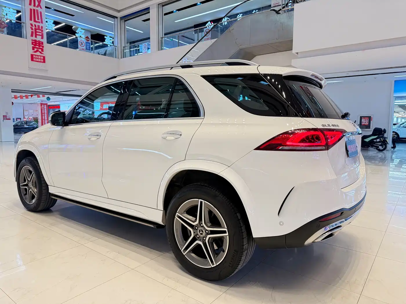 Mercedes-Benz GLE 2021 GLE 450 4MATIC Luxury фото 13