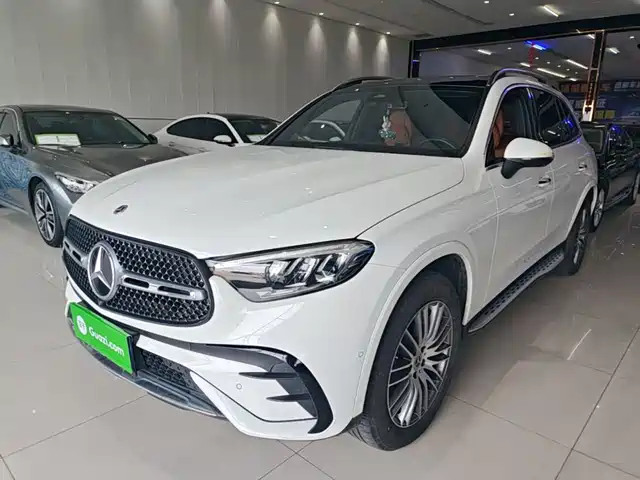 Mercedes-Benz GLC 2023