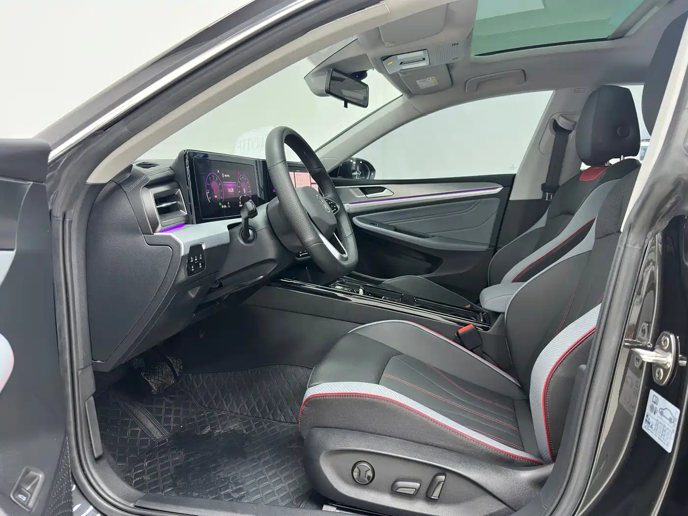 Volkswagen Lamando, миниатюра 10