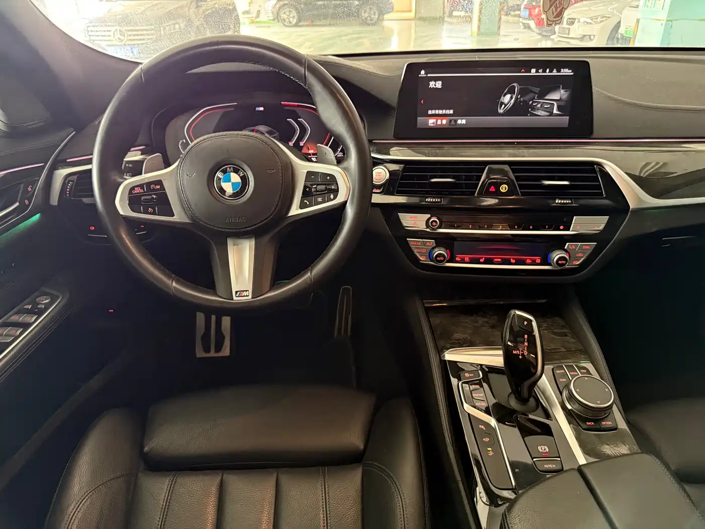 BMW 6 Series GT 2020 630i M Sport Package фото 10