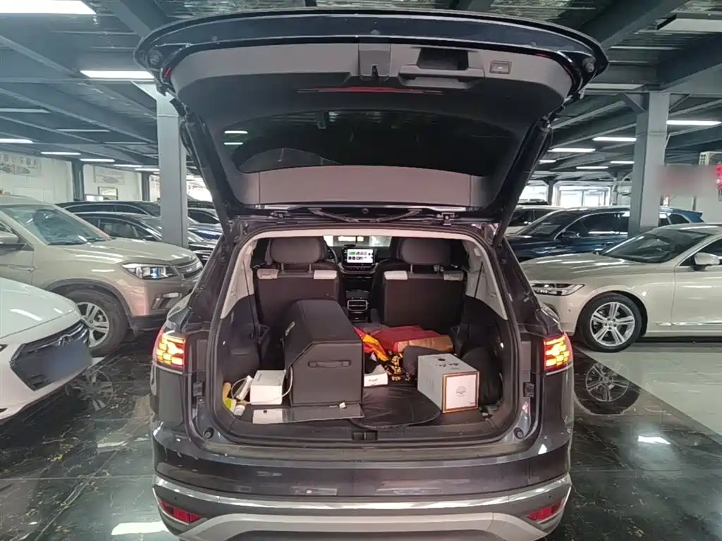Volkswagen ID.6 CROZZ 2022 Long Range PRO Edition фото 19