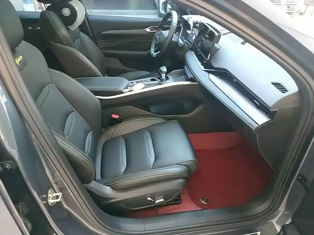Фото 25 - Geely Preface