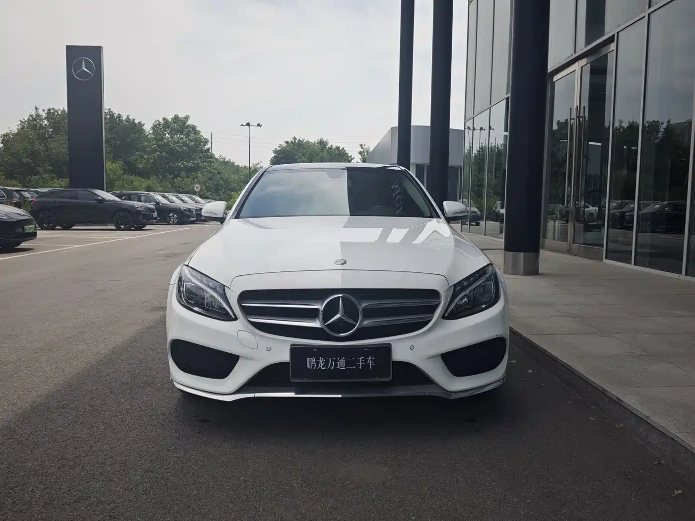 Mercedes-Benz C-Class 2016 C 200 L Sport фото 2