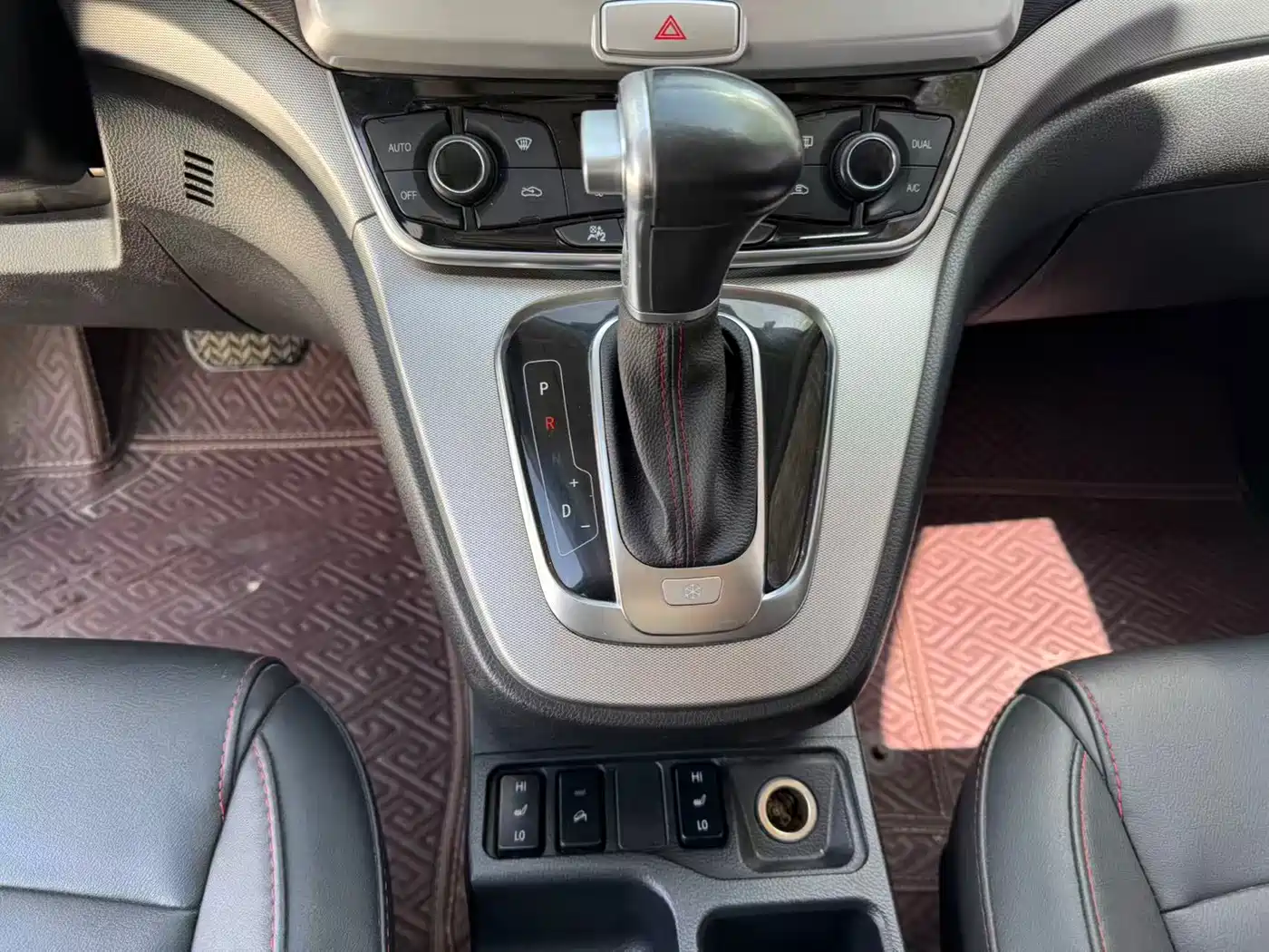 Haval H6 2017 Blue Label Sport 1.5T Auto 2WD Luxury фото 14