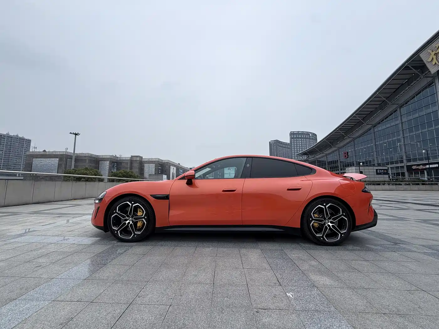 XIAOMI CAR XIAOMI SU7