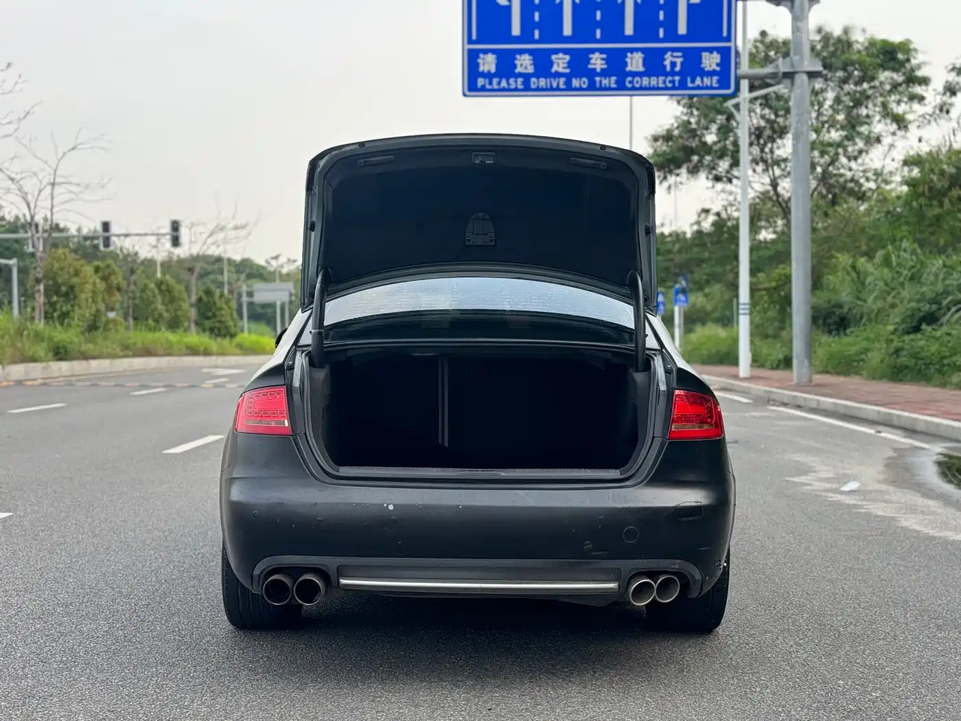 Audi A4L 2010 2.0 TFSI Comfort фото 25