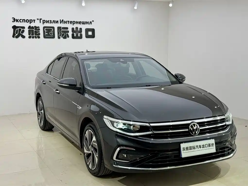 Volkswagen Bora 2023 280TSI DSG Prestige Edition фото 3