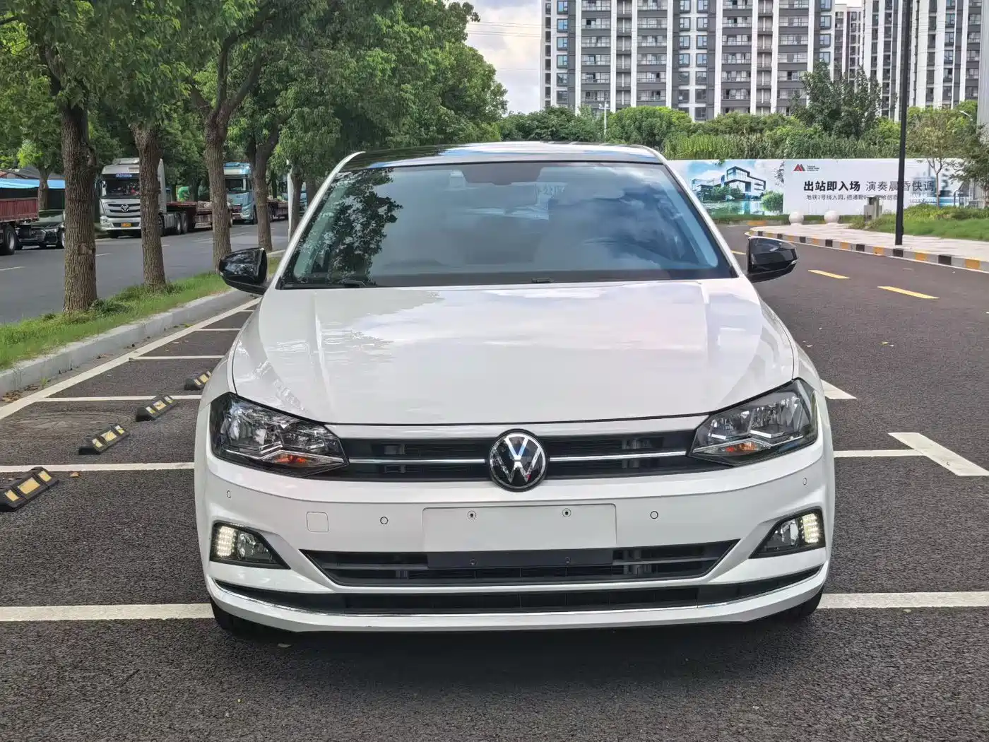 صورة 2 - Volkswagen Polo