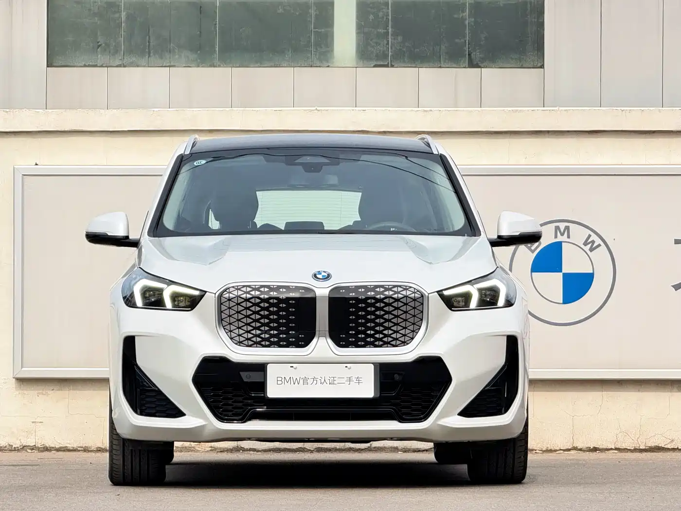 BMW iX1 2025 eDrive25L M Sport Package фото 2